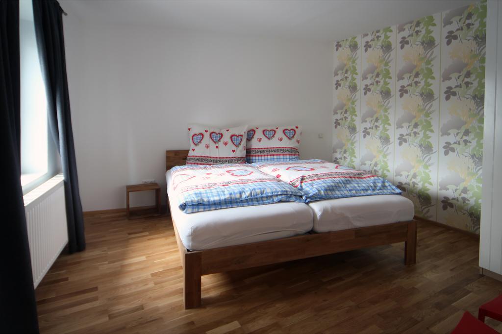 Gala Apartments - Country Oasis In Pettenbach Room photo